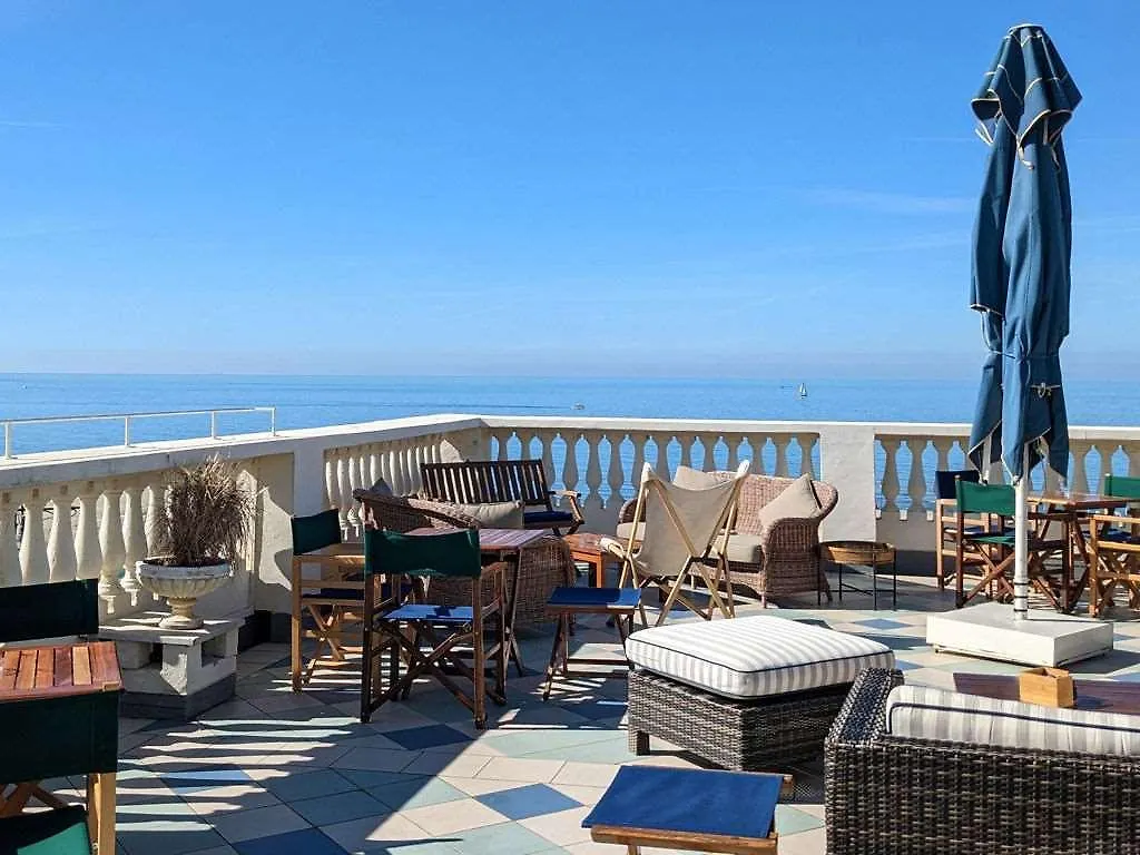 Hotel Palace Viareggio Italy
