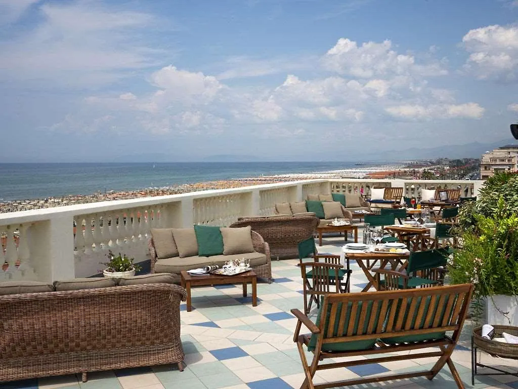 Hotel Palace Viareggio 0*,  Italy